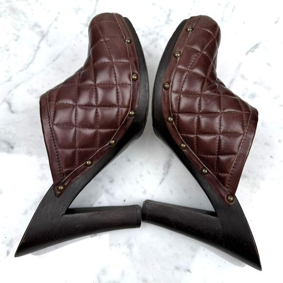 BCBGirls Quilted Brown Leather Clog Heels Y2K Boho Size 6.5 BCBG - Picture 4 of 10